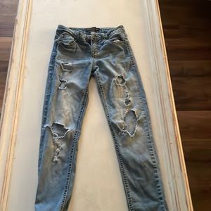 Girls Size 10 celebrity pink distressed denim jeans